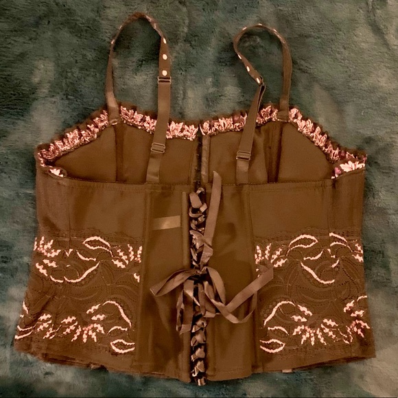 Pretty pink and black Cacique corset - Picture 2 of 5